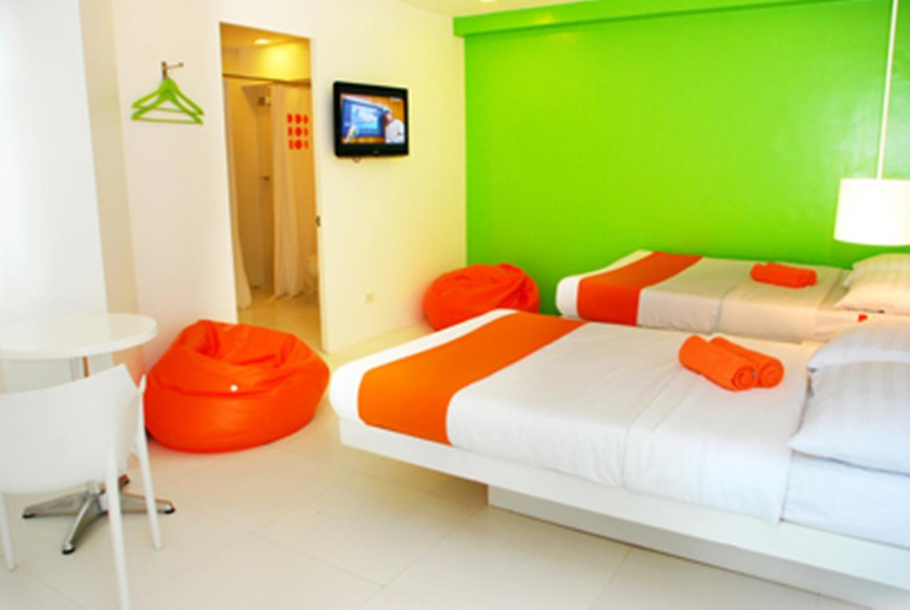 Islands Stay Hotels - Uptown Cebú Exterior foto
