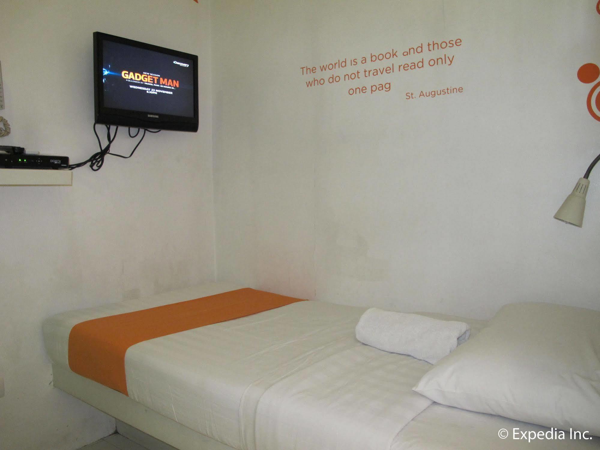 Islands Stay Hotels - Uptown Cebú Exterior foto